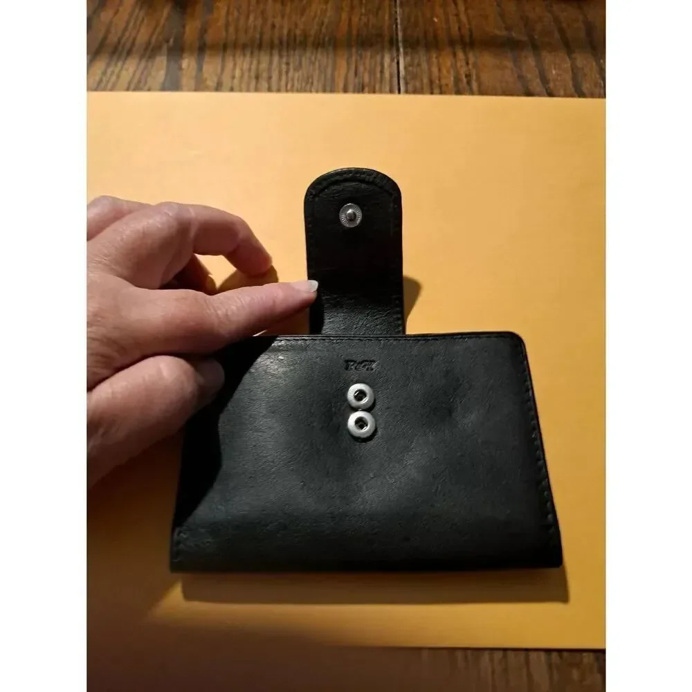 P&Y Black Leather Bifold Wallet Snap Closure ID Window Card Slots Unisex